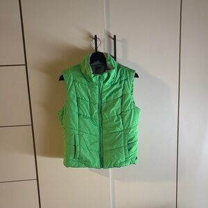 Aeropostale Bright Green Kids Puffer Vest